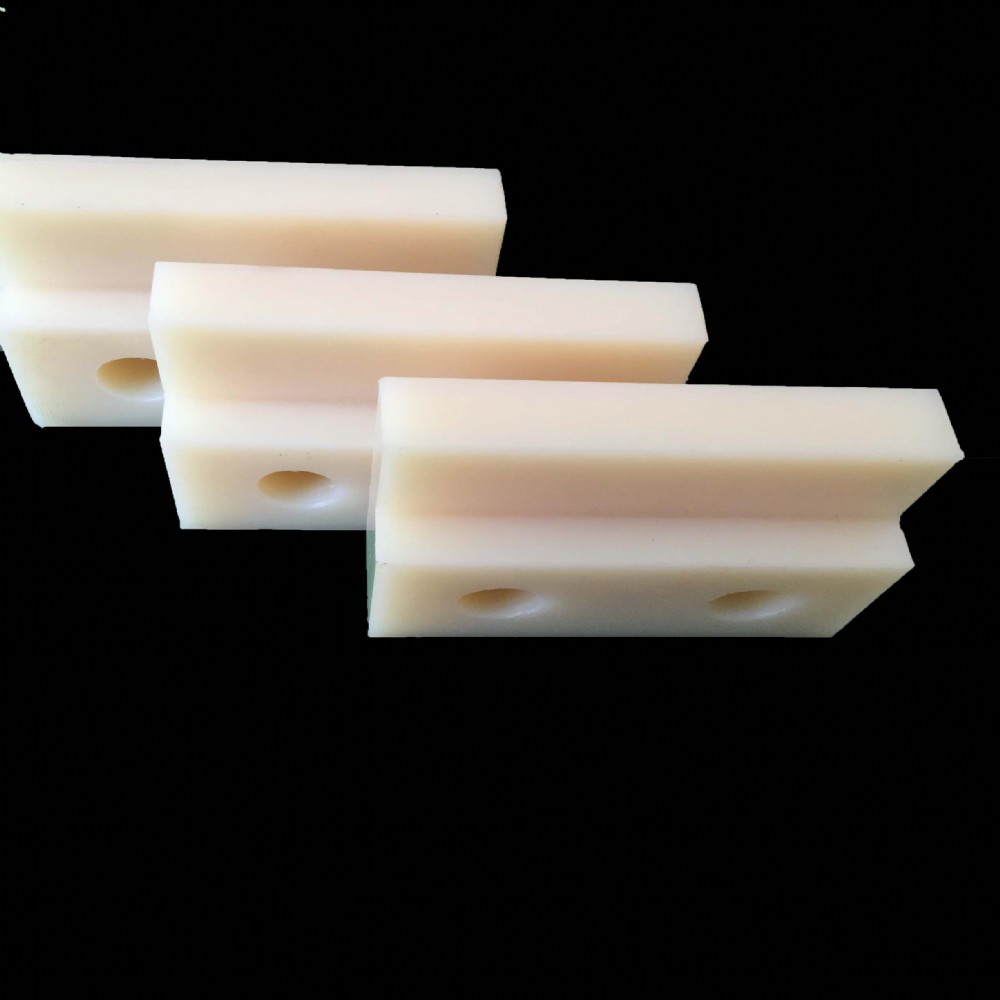 尼龍產(chǎn)品,隔熱_大山谷圖庫(kù)